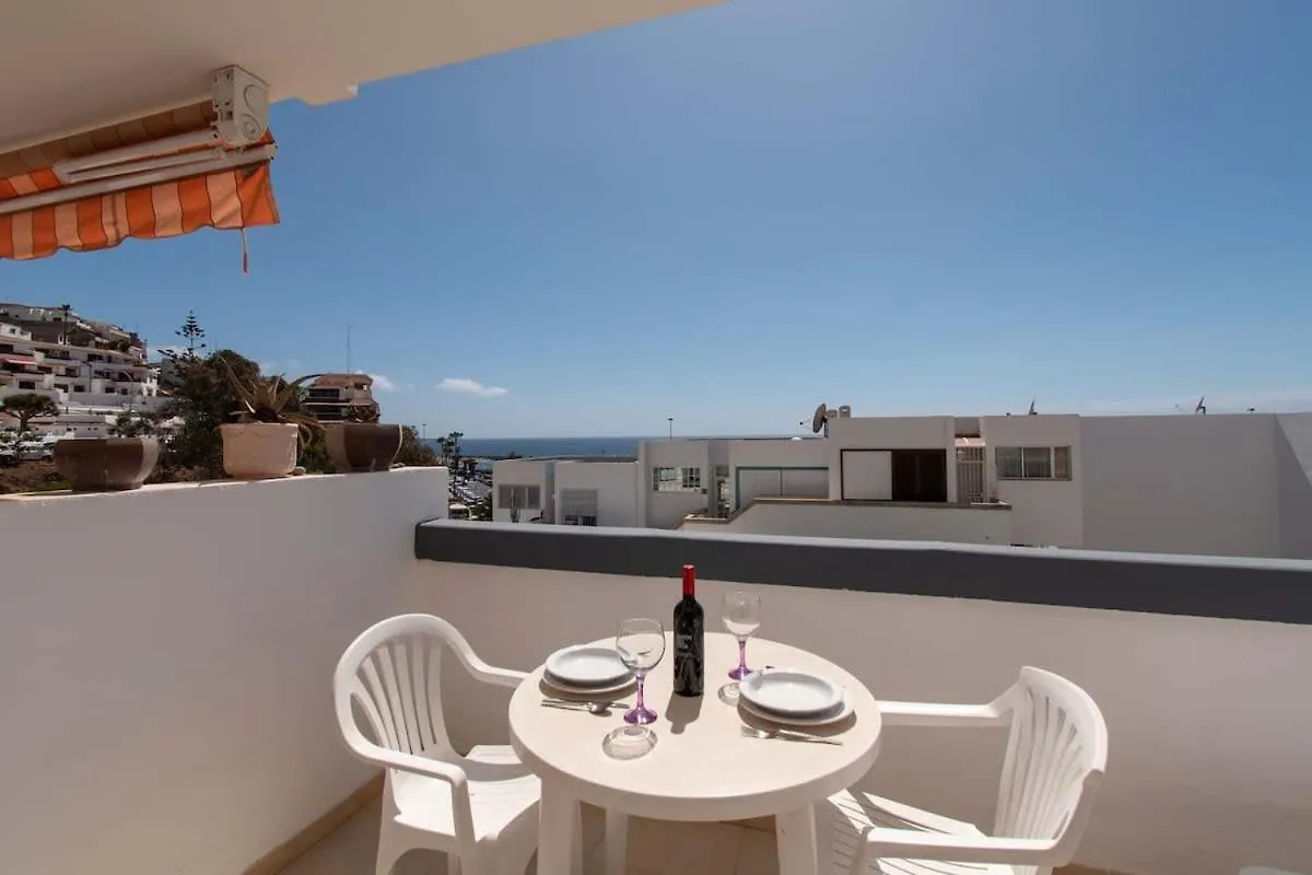 דירות לוס כריסטיאנוס Azahara Playa 46 - One Bed 0*,  ספרד